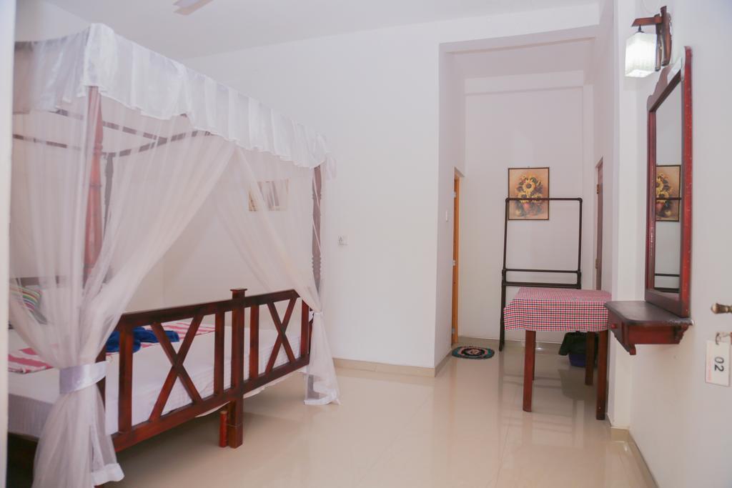 Tithira Guest House 미리사 외부 사진